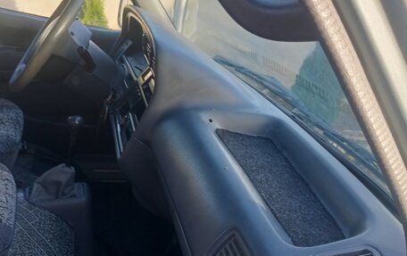 Toyota HiAce H100, 2002 год, 1 100 000 рублей, 9 фотография