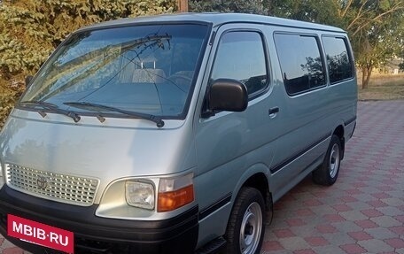 Toyota HiAce H100, 2002 год, 1 100 000 рублей, 8 фотография