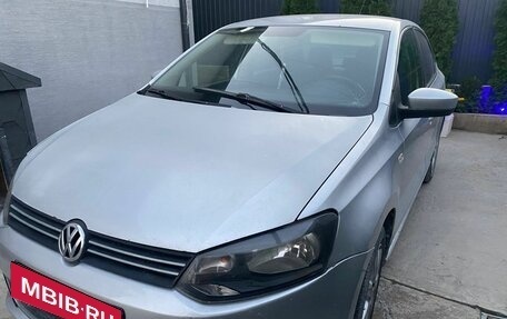 Volkswagen Polo VI (EU Market), 2011 год, 550 000 рублей, 3 фотография