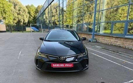 Toyota Corolla, 2021 год, 2 200 000 рублей, 3 фотография