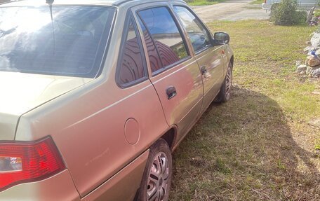 Daewoo Nexia I рестайлинг, 2010 год, 130 000 рублей, 4 фотография