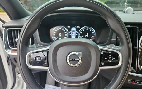Volvo S60 III, 2020 год, 1 998 000 рублей, 8 фотография