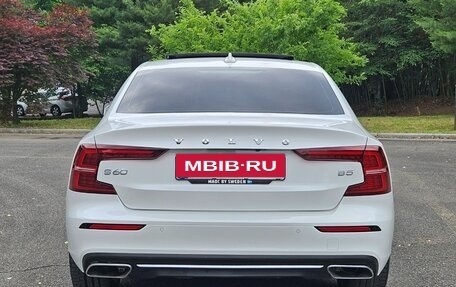 Volvo S60 III, 2020 год, 1 998 000 рублей, 4 фотография