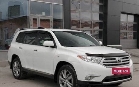 Toyota Highlander III, 2012 год, 2 100 000 рублей, 3 фотография