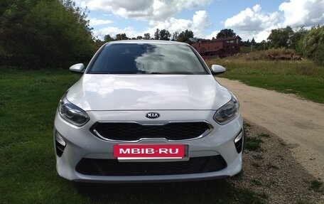 KIA cee'd III, 2019 год, 1 750 000 рублей, 2 фотография