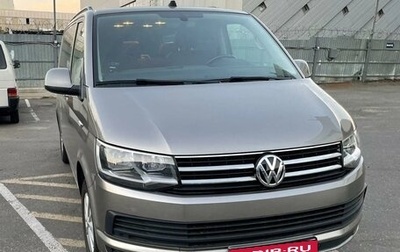 Volkswagen Caravelle T6 рестайлинг, 2017 год, 2 600 000 рублей, 1 фотография