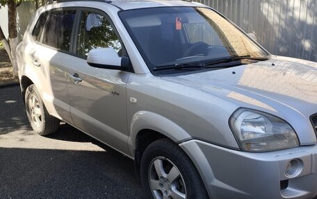 Hyundai Tucson III, 2006 год, 680 000 рублей, 3 фотография