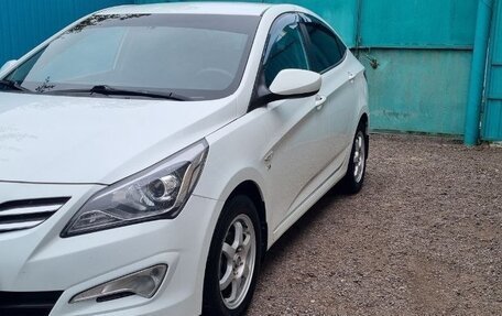 Hyundai Solaris II рестайлинг, 2015 год, 1 200 000 рублей, 7 фотография