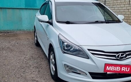 Hyundai Solaris II рестайлинг, 2015 год, 1 200 000 рублей, 8 фотография