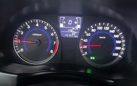 Hyundai Solaris II рестайлинг, 2015 год, 1 200 000 рублей, 14 фотография