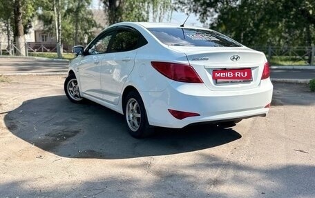 Hyundai Solaris II рестайлинг, 2015 год, 1 200 000 рублей, 5 фотография