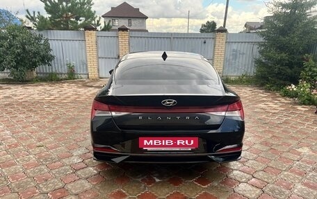 Hyundai Elantra, 2022 год, 2 400 000 рублей, 4 фотография