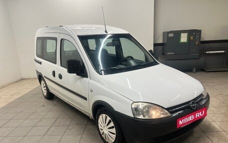 Opel Combo C, 2005 год, 379 000 рублей, 3 фотография