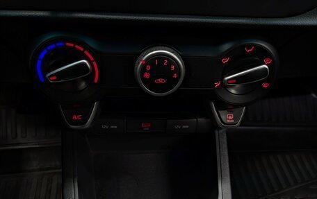 KIA Rio IV, 2021 год, 1 005 000 рублей, 17 фотография