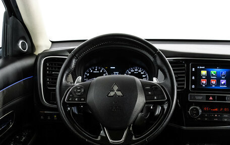 Mitsubishi Outlander III рестайлинг 3, 2019 год, 3 149 000 рублей, 11 фотография