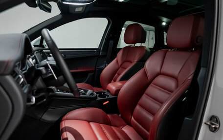 Porsche Macan, 2024 год, 11 500 000 рублей, 17 фотография