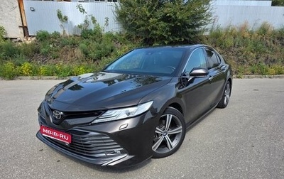 Toyota Camry, 2019 год, 2 900 000 рублей, 1 фотография