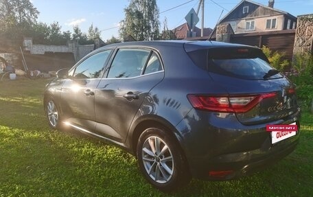 Renault Megane IV, 2018 год, 1 290 000 рублей, 4 фотография