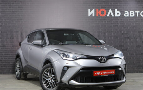 Toyota C-HR I рестайлинг, 2020 год, 2 300 000 рублей, 3 фотография