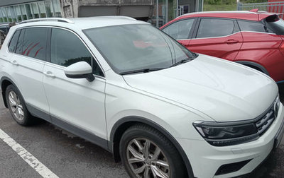 Volkswagen Tiguan II, 2017 год, 2 649 000 рублей, 1 фотография