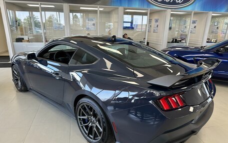 Ford Mustang, 2025 год, 15 890 000 рублей, 3 фотография