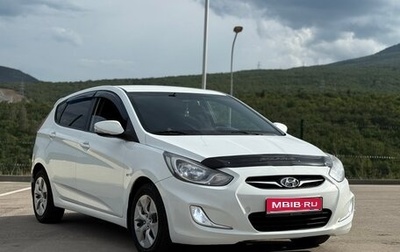 Hyundai Solaris II рестайлинг, 2011 год, 780 000 рублей, 1 фотография