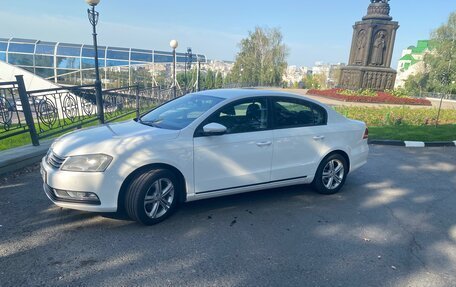 Volkswagen Passat B7, 2011 год, 1 060 000 рублей, 2 фотография