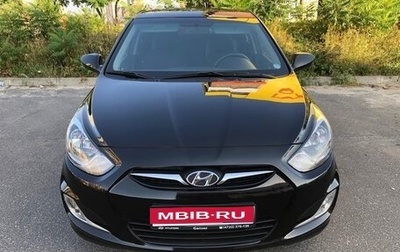 Hyundai Solaris II рестайлинг, 2012 год, 790 000 рублей, 1 фотография