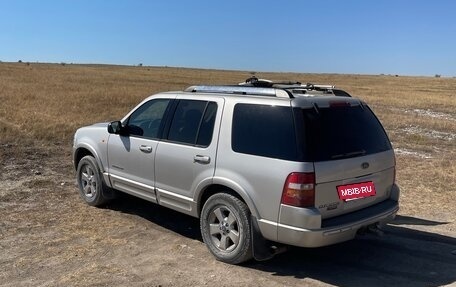 Ford Explorer III, 2004 год, 699 999 рублей, 3 фотография