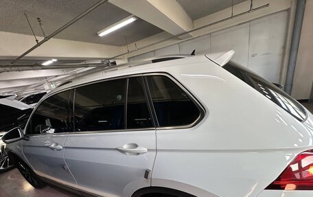 Volkswagen Tiguan II, 2020 год, 2 300 000 рублей, 4 фотография