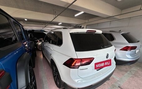 Volkswagen Tiguan II, 2020 год, 2 300 000 рублей, 5 фотография