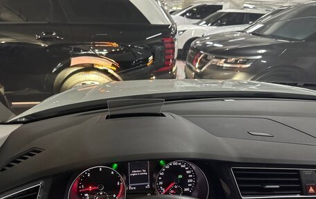 Volkswagen Tiguan II, 2020 год, 2 300 000 рублей, 15 фотография