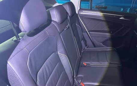 Volkswagen Tiguan II, 2020 год, 2 300 000 рублей, 14 фотография