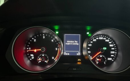 Volkswagen Tiguan II, 2020 год, 2 300 000 рублей, 23 фотография