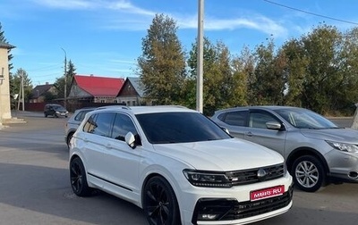 Volkswagen Tiguan II, 2019 год, 3 300 000 рублей, 1 фотография