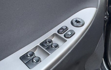 Hyundai Solaris II рестайлинг, 2016 год, 900 000 рублей, 10 фотография