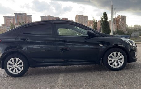 Hyundai Solaris II рестайлинг, 2016 год, 900 000 рублей, 8 фотография