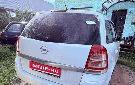 Opel Zafira B, 2012 год, 750 000 рублей, 5 фотография