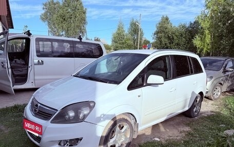 Opel Zafira B, 2012 год, 750 000 рублей, 3 фотография
