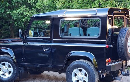Land Rover Defender I, 2003 год, 1 700 000 рублей, 3 фотография
