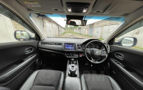 Honda Vezel, 2018 год, 1 750 000 рублей, 23 фотография