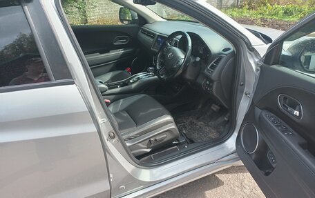 Honda Vezel, 2018 год, 1 750 000 рублей, 28 фотография