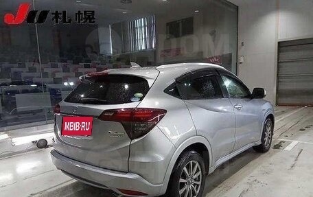 Honda Vezel, 2018 год, 1 750 000 рублей, 38 фотография