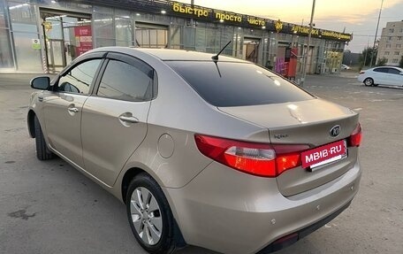 KIA Rio III рестайлинг, 2013 год, 940 000 рублей, 7 фотография