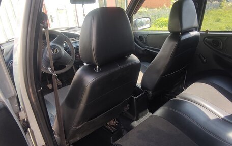 Chevrolet Niva I рестайлинг, 2013 год, 640 000 рублей, 11 фотография
