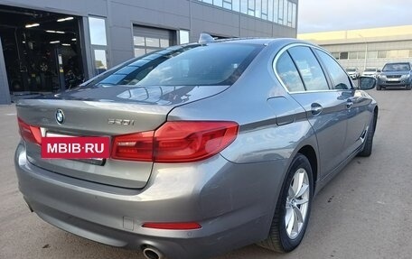 BMW 5 серия, 2018 год, 2 750 000 рублей, 11 фотография