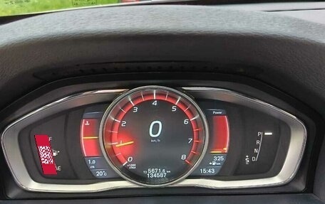 Volvo V60 I, 2017 год, 1 900 000 рублей, 4 фотография