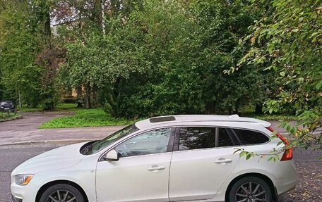 Volvo V60 I, 2017 год, 1 900 000 рублей, 5 фотография