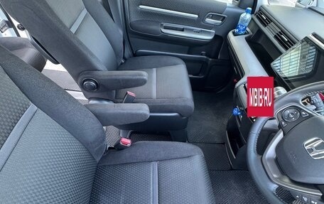 Honda Stepwgn IV, 2019 год, 2 200 000 рублей, 11 фотография