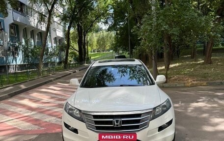 Honda Crosstour I рестайлинг, 2011 год, 1 370 000 рублей, 1 фотография